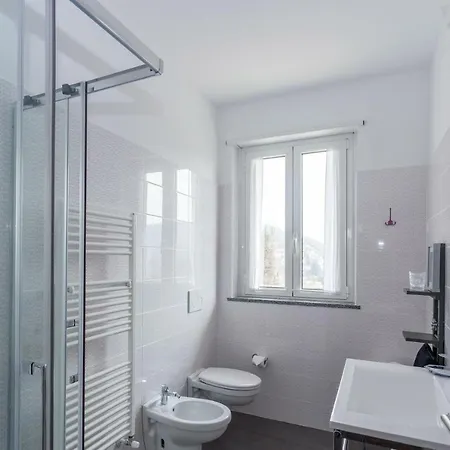 Minerva Lavena Ponte Tresa